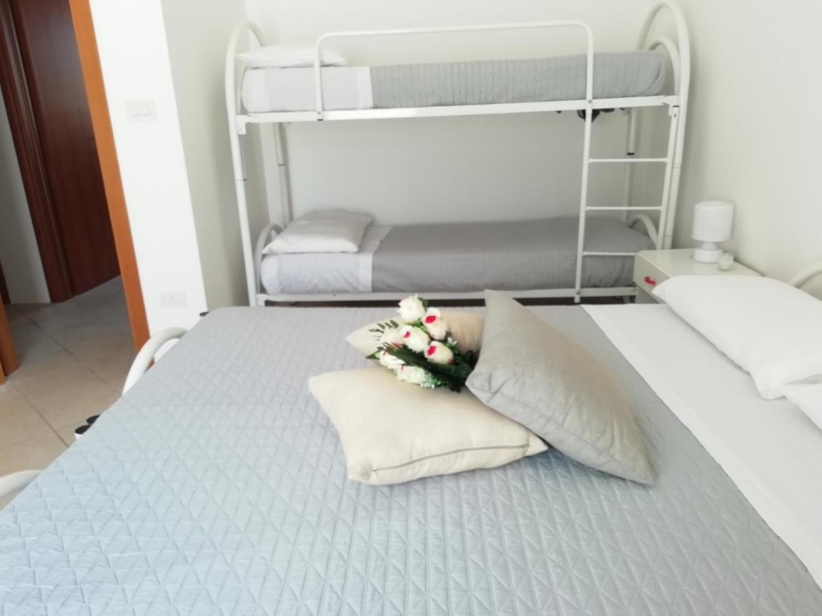 Maresalento Villetta Maria مارينا دي مانكافيسا المظهر الخارجي الصورة